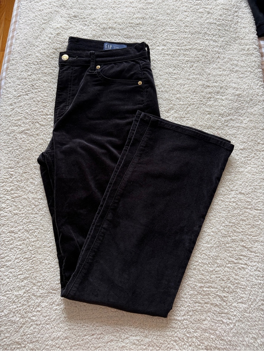 Velvet Black Straight-Leg Jeans - never worn